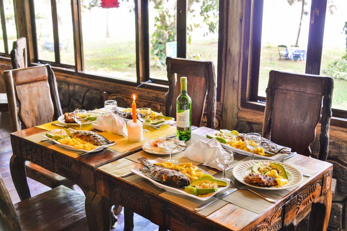 Serenada Eco Resort Mukono Town Экстерьер фото